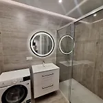 Modern White Kollataja 7a * Kolobřeh