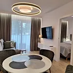 Modern White Kollataja 7a * Kolobřeh