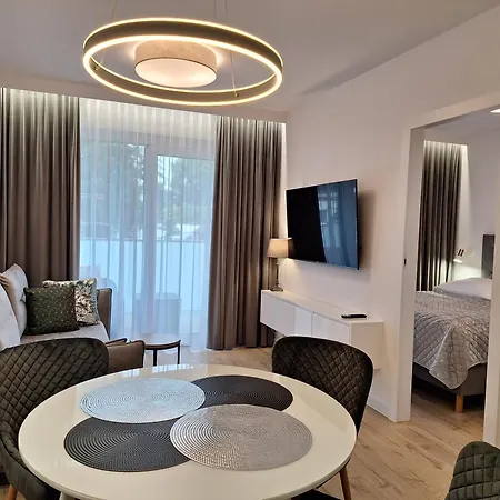 Modern White Kollataja 7a * 科沃布热格