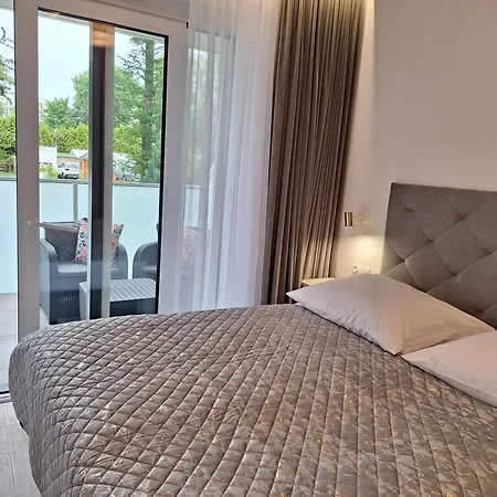 Apartment Modern White Kollataja 7a *